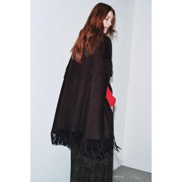 ZARA WOOL FRINGED CAPE - Picture 6 of 8